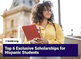 12 Helpful Scholarships for Hispanic Women